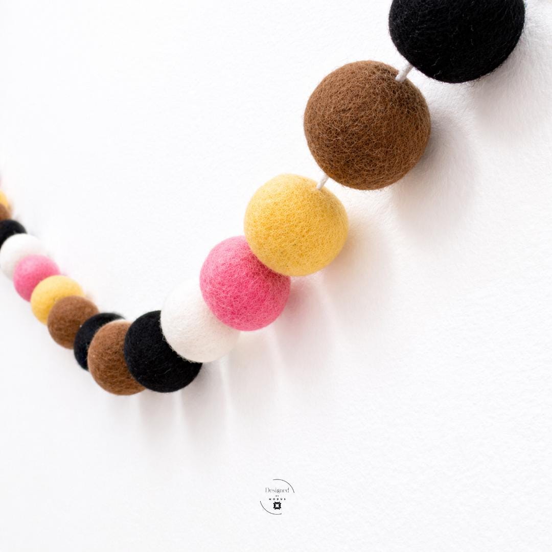 Wool Ball Garland Teacher Appreciation Gift Idea Classroom Wall Hanging School Education Theme Nursery Wool Banner Teacher Decor Office