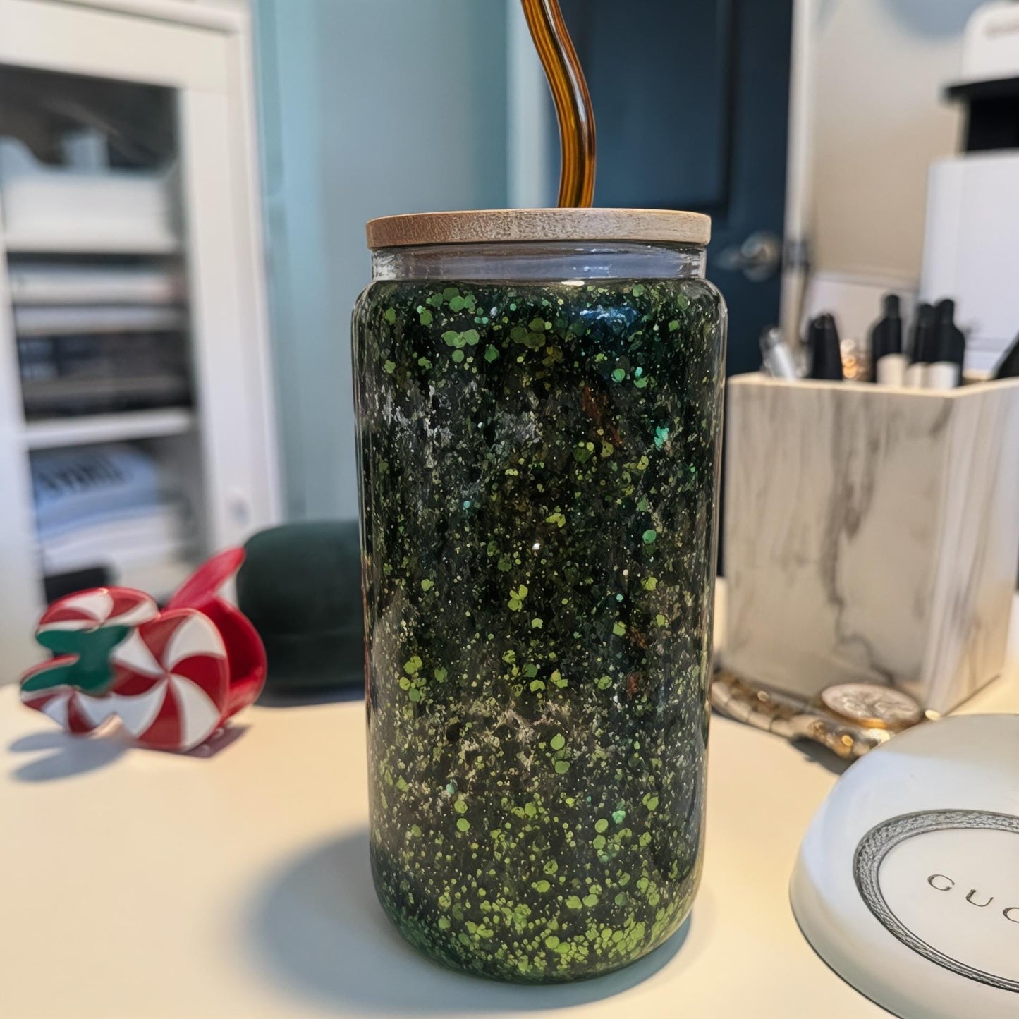 Snow Globe Tumbler: Personalized Glitter Cup, Iced Coffee Tumbler (16oz)