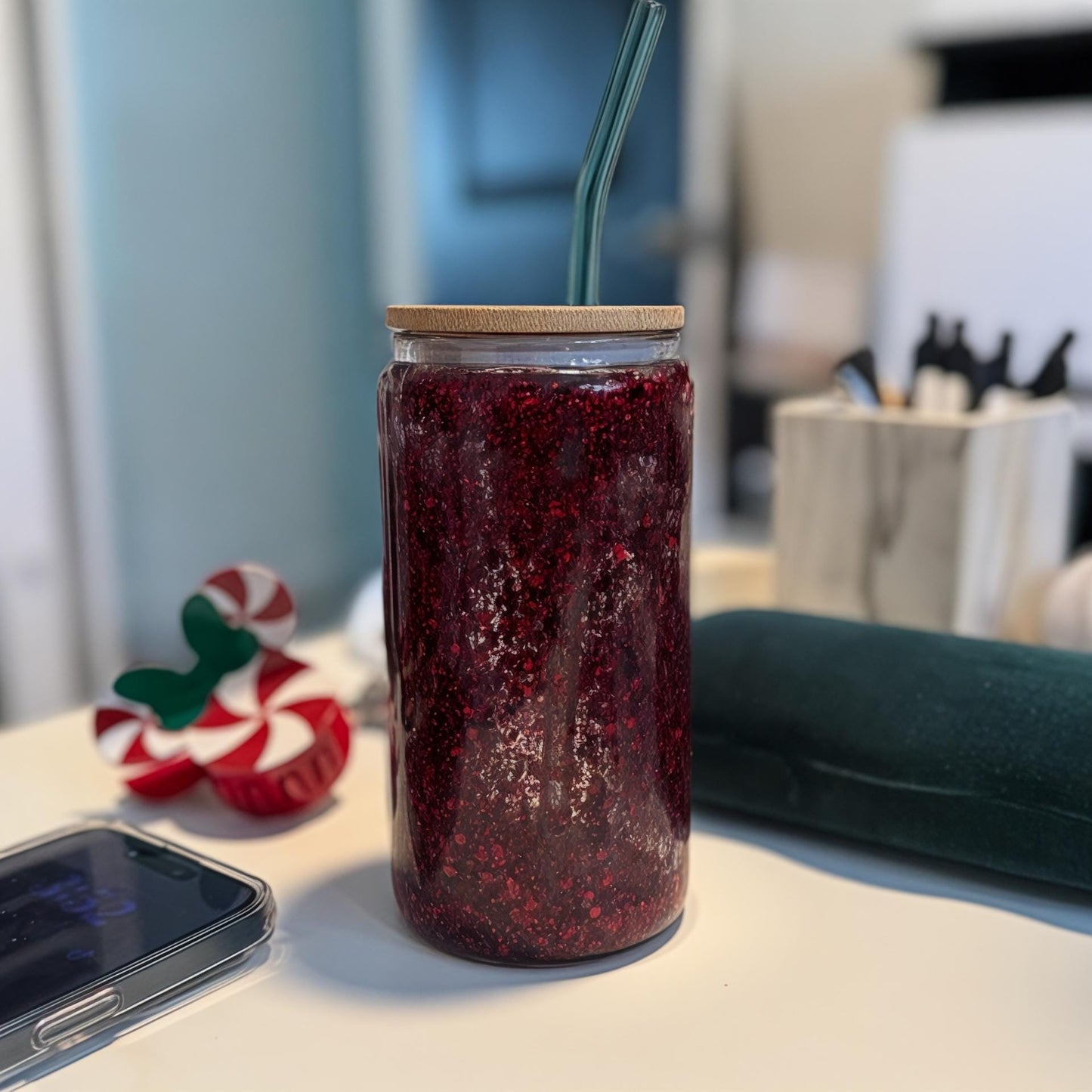 Snow Globe Tumbler: Personalized Glitter Cup, Iced Coffee Tumbler (16oz)