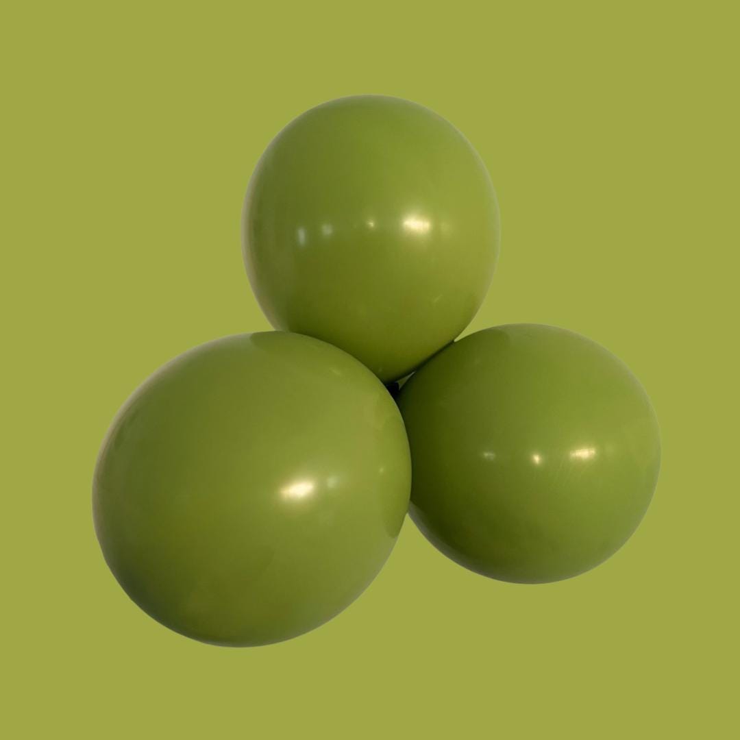 Green Decor for Jungle Party