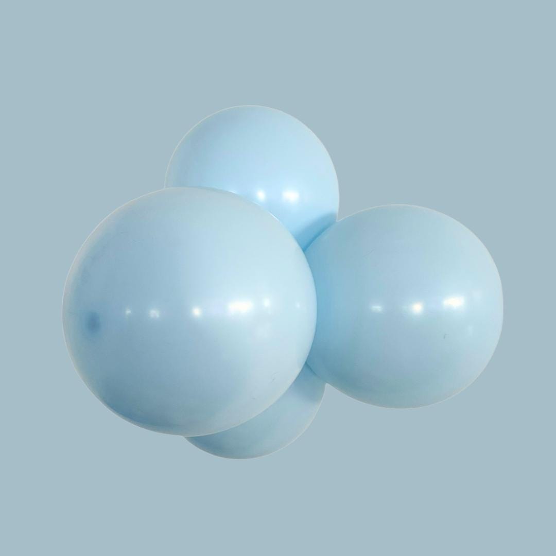 Blue Gray Balloon Garland Ki