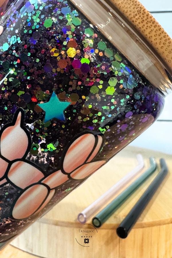 Balloon Dog Glitter Mug | Iridescent Snow globe Cup with Lid and Straws
