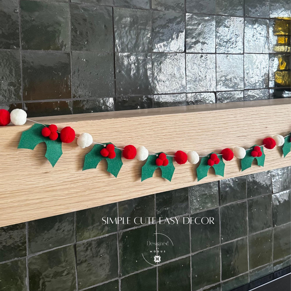 Christmas Holly Garland Felt Holly Berry Banner Red White Pom Pom Garland Christmas Mantel Decor Holiday Fireplace Classroom Party Decor