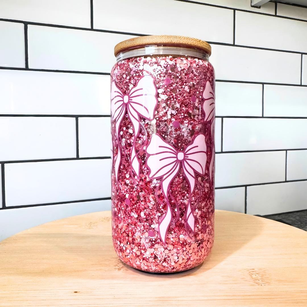 Birthday Gift Idea Teen Girl Present Pink Tumbler Glitter Cup Snow Globe Design Sparkly Aesthetic Drinkware Valentine Day Gift Trendy Cold Drink Container Iced Coffee Cup Bamboo Lid Included Reusable Straw Accessory Girly Present Stylish