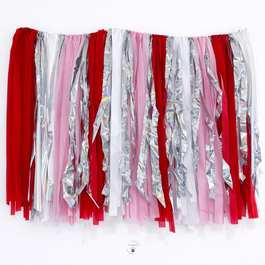 Red Fringe Garland Backdrop – Red Pink White Silver Tinsel Banner – Heart Party Decor – Photo Booth Background