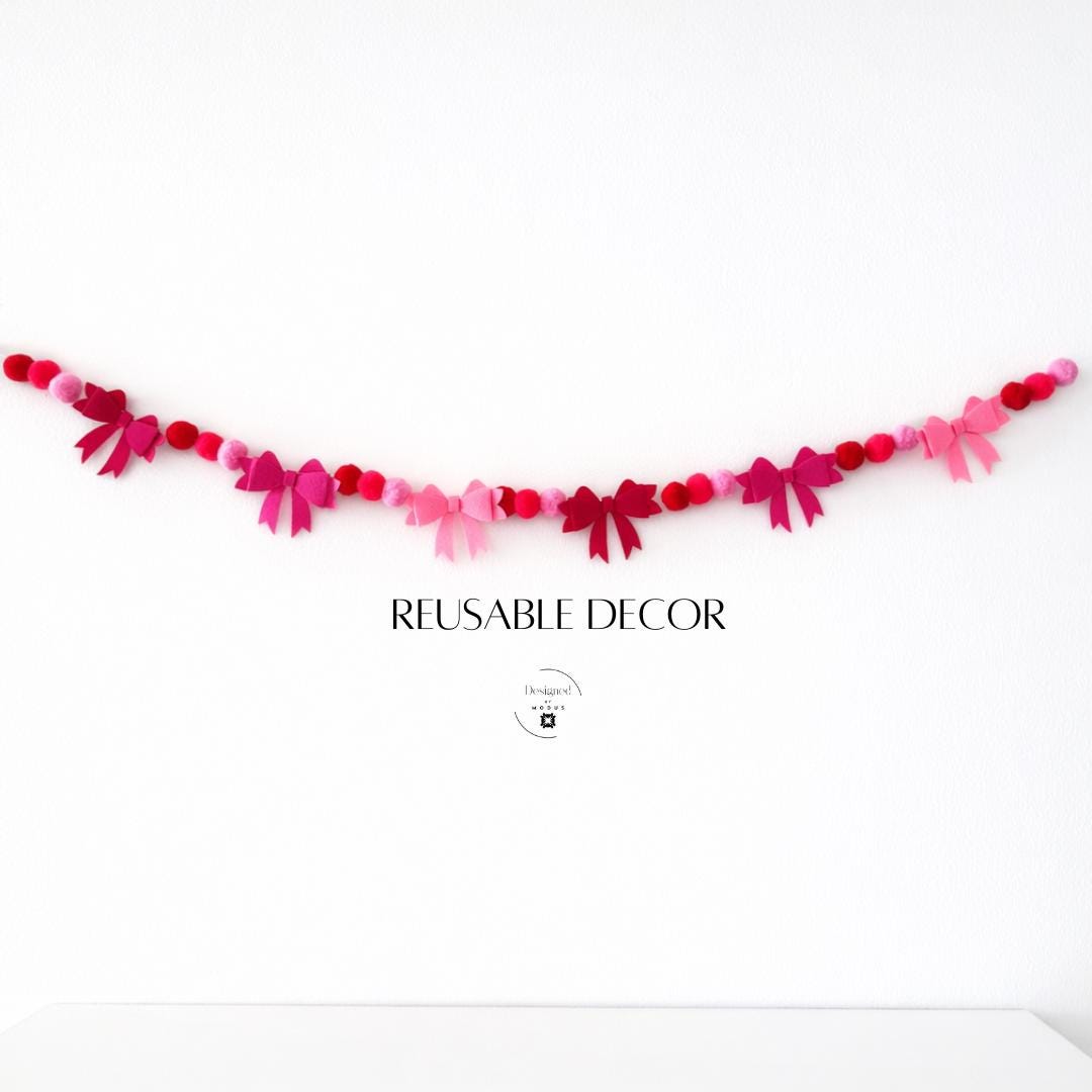 Pink Bow Garland Felt Heart Classroom Decoration Decor Romantic Backdrop Pink Banner Wall Hanging Mantel Holiday Party Playroom Fluffy