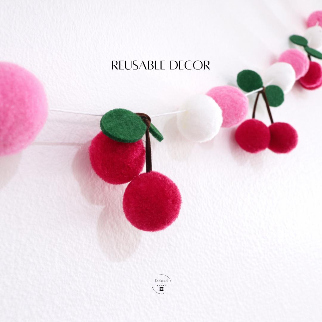 Rustic Farmhouse Design Felt Cherry Garland Handcrafted Kitchen Decoration Wall Hanging Accent Red Fruit String Summer Party Decoration Home Accessory Interior Styling Element Cheerful Character Addition Whimsical Kitchen Design Country