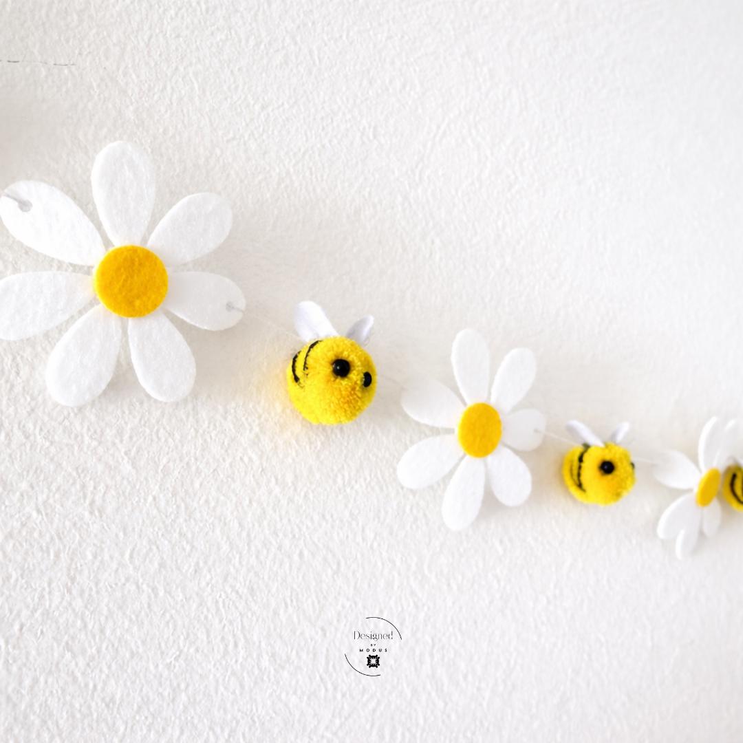 Daisy Bee Garland Nursery Decoration Spring Baby Shower Banner Wall Display Felt Flower Yellow Bunting Summer Party Hanging Cotton Material Six Foot Length White Daisies Yellow Bumblebees Children Room Design Nature Inspired Theme Reusable