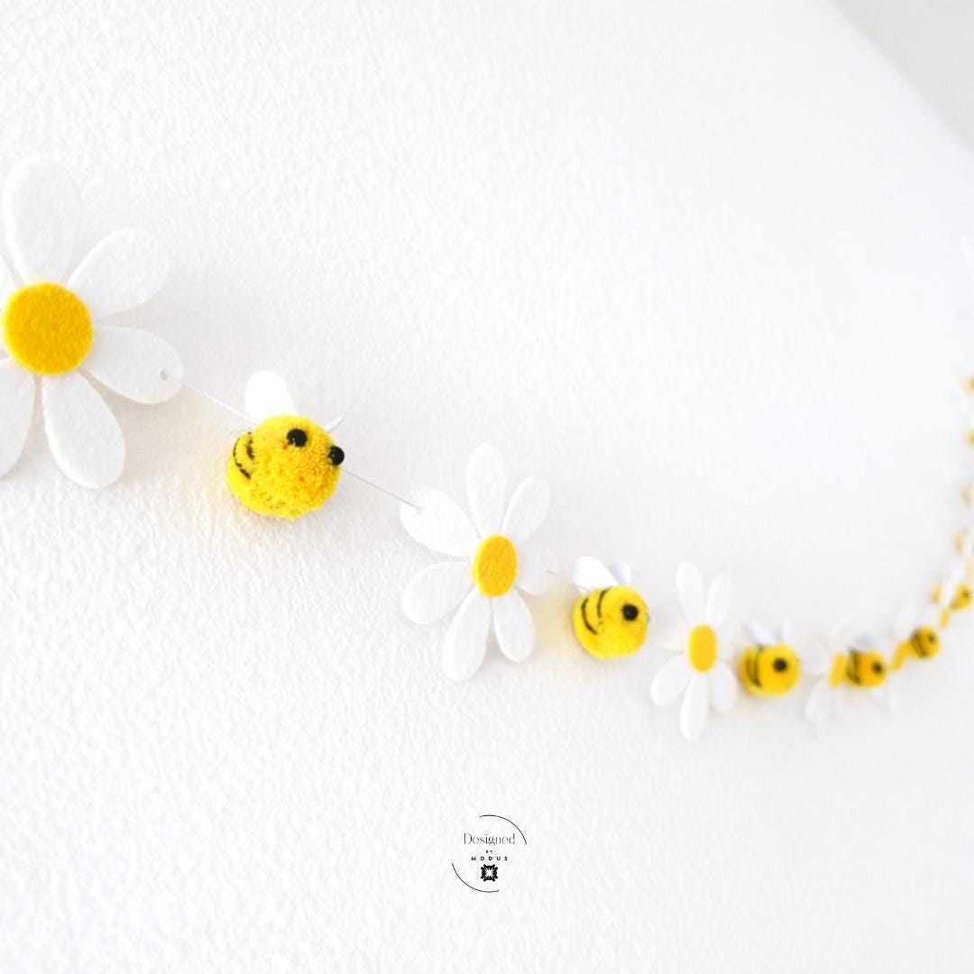 Felt Flower Garland Yellow Bumblebee Banner Alternating Daisy Design Six Foot Length Cotton Material Ready To Hang Decoration Spring Summer Theme Nursery Wall Display Baby Shower Decoration Garden Party Bunting Nature Inspired Aesthetic