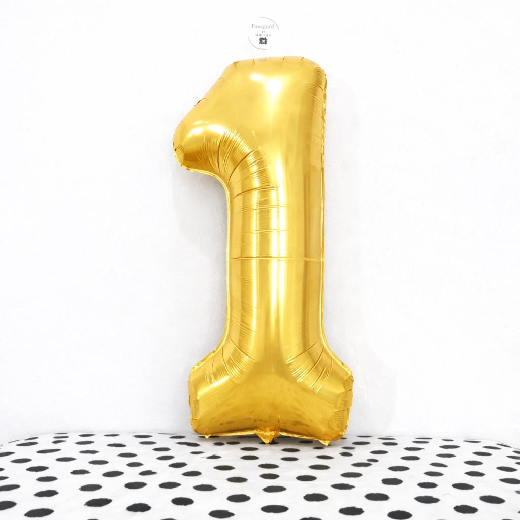Party Decoration Chrome Number Balloon Silver Metallic Digit Display Photo Backdrop Prop Birthday Celebration First Milestone Anniversary Event Large Size Statement Piece Modern Design Photography Essential Memory Maker Special Occasion