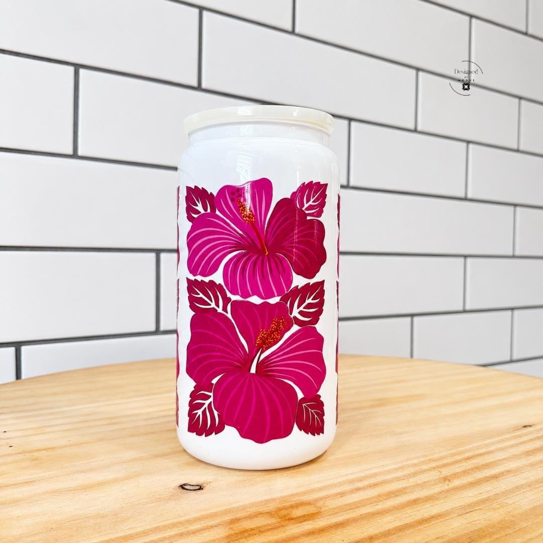 Tropical Beach Style Glass Tumbler Hot Pink Hibiscus Flower Design Summer Drinking Cup With Straw And Lid Sixteen Ounce Beverage Holder Island Aesthetic Drinkware Perfect Gift For Women Birthday Present Clear Glass Straw Push On Lid Daily