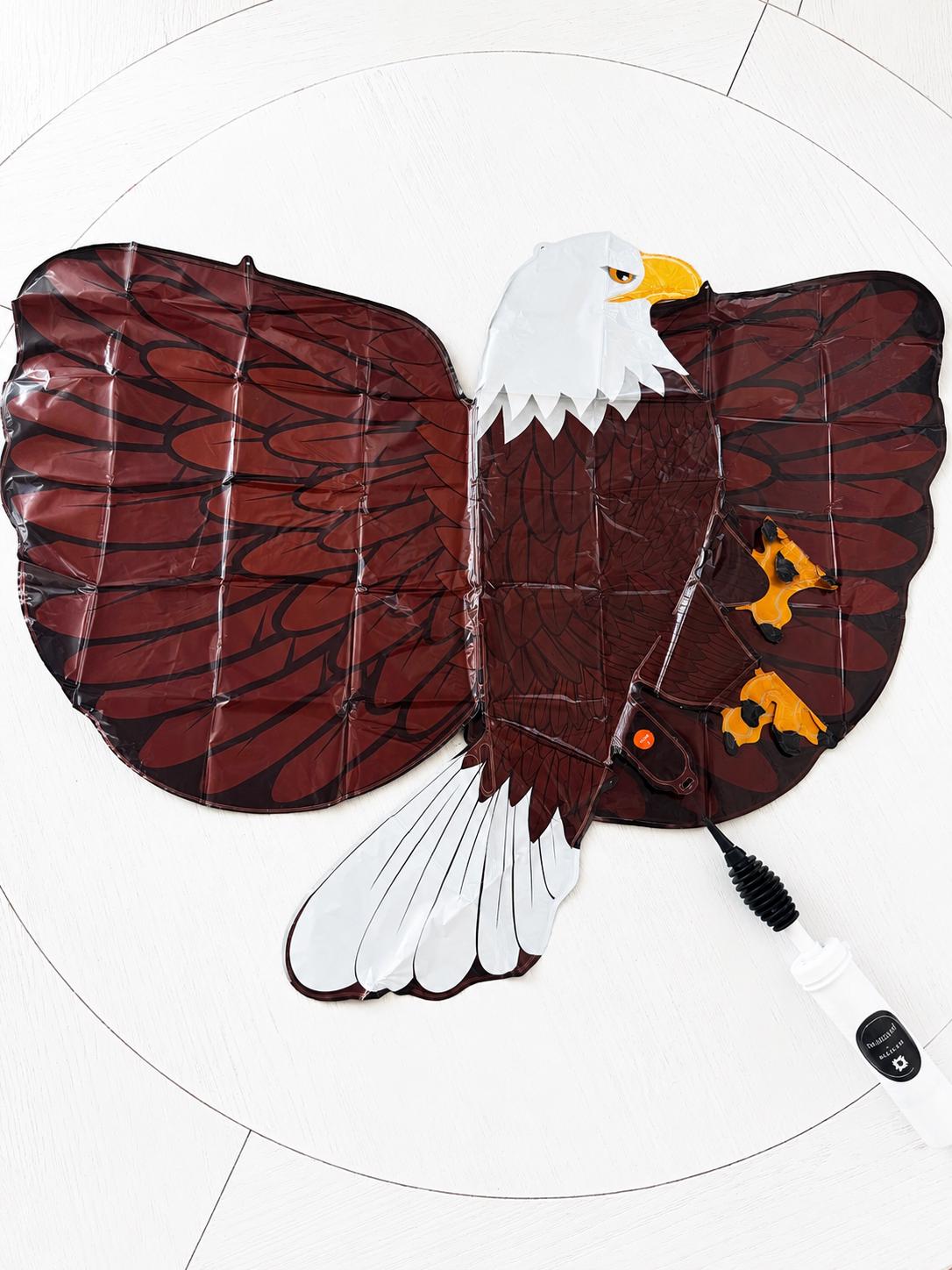 American Bald Eagle Balloon Patriotic Celebration Centerpiece Memorial Day Veterans Tribute Independence Day 4th July Party Supplies 30 Inch Giant Mylar Foil Design Realistic Feather Details White Head Brown Body Red Wings Yellow Talons Usa